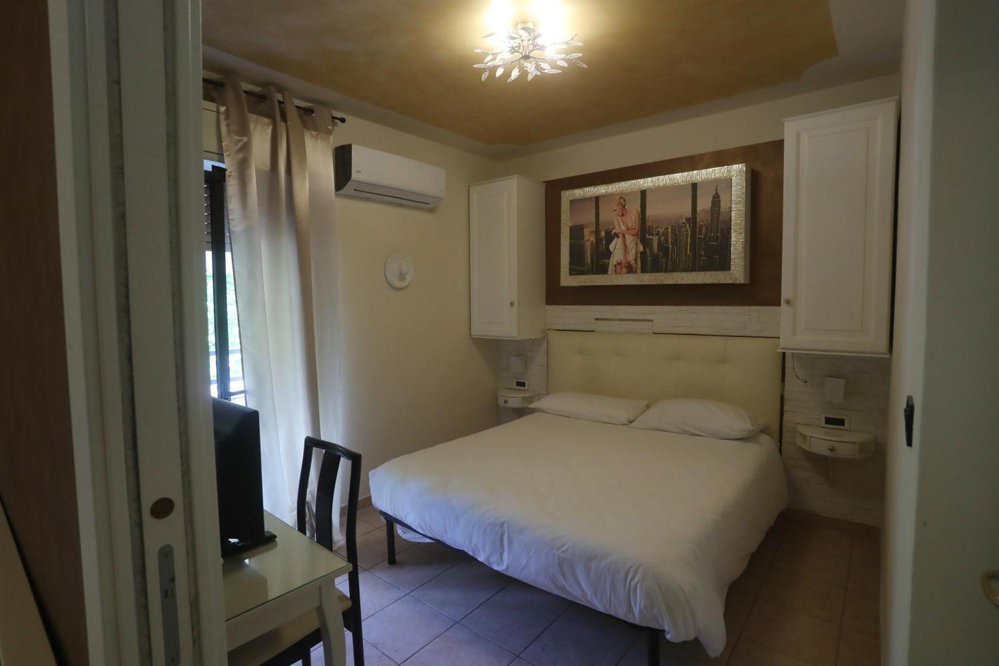 Hotel Central Giacomini Salò Buitenkant foto