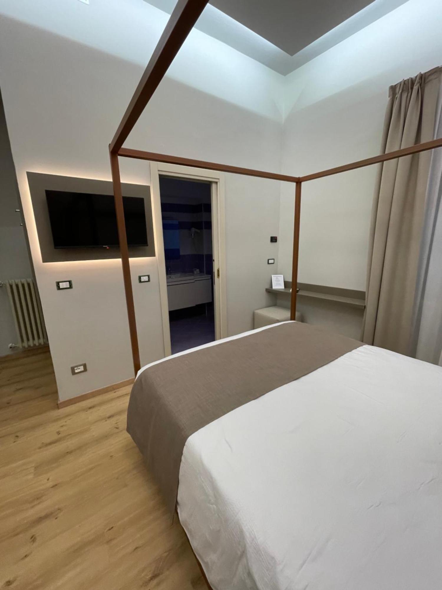 Hotel Central Giacomini Salò Buitenkant foto